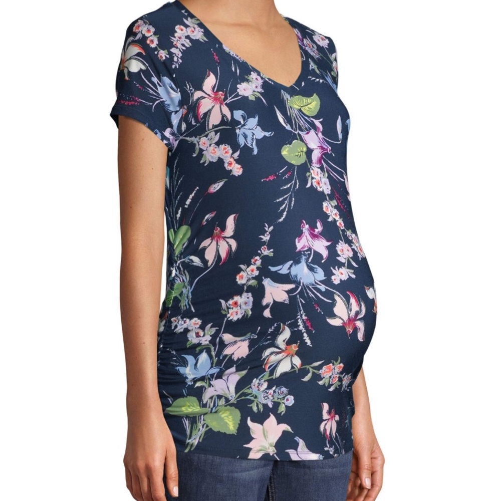 Maternity Basic Short Sleeve Floral T-Shirt - Picture 1 of 11